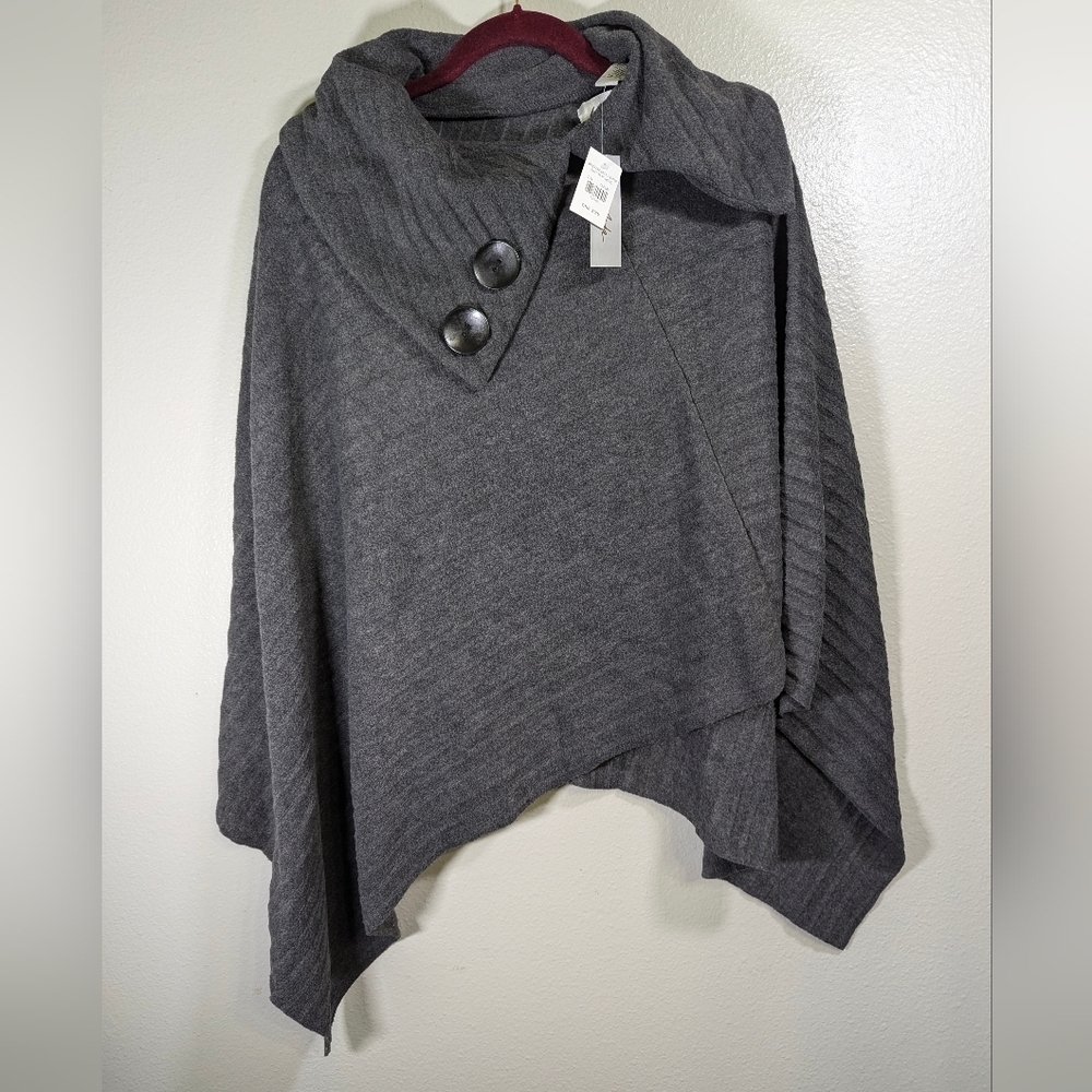 Le Moda women's gray pleated button collar poncho one size fits all NWT